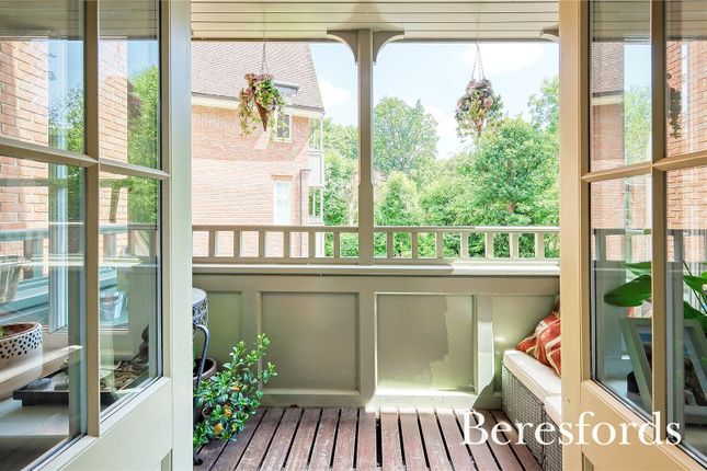 12, Stonegate, Ingatestone photo 4