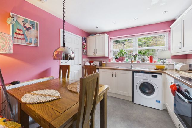 40, Edmunds Way, Cinderford photo 4