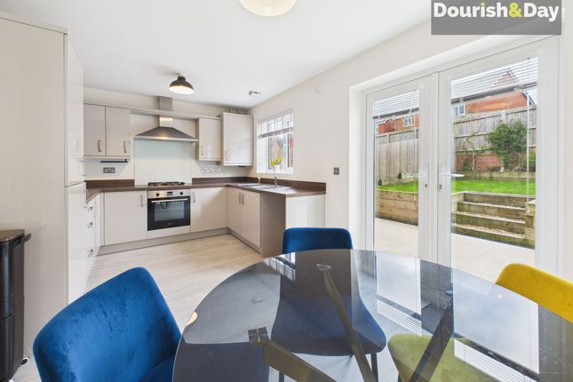 15 Challenor Way, Whitchurch photo 2