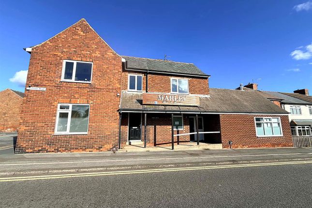 3-bed detached on Coast Road, Hartlepool, £125,000