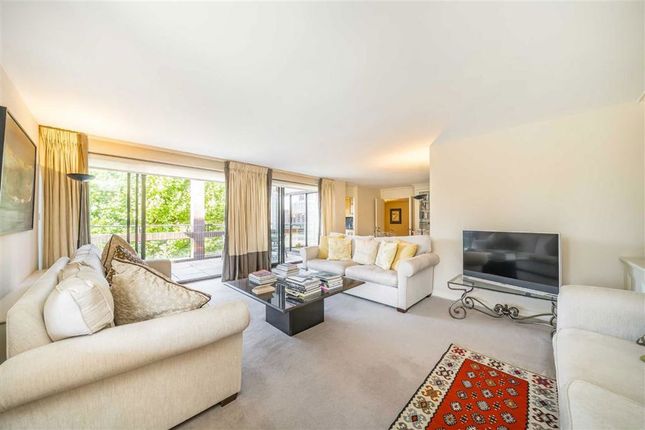 Flat 14, Crown Reach, 145, Grosvenor Road, London photo 2