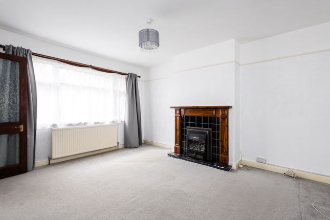 11, Goldsmith Avenue, London photo 4