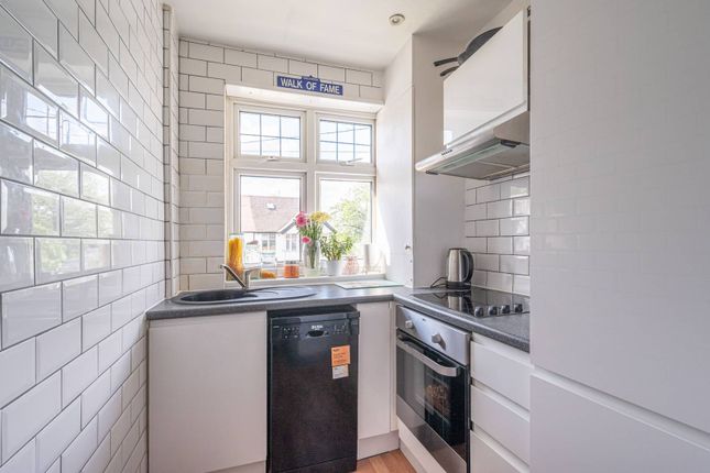 Thumbnail Flat for sale in Barford Close, Hendon, London