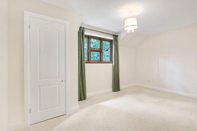 Detached house to rent in West Riding, Tewin Wood, Welwyn