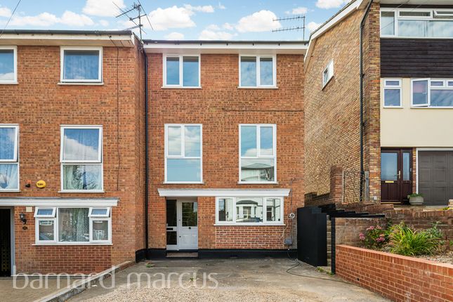 4-bed house on 29 C, King Edward Road, BARNET, £2,950/mo