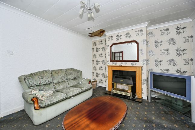 4, Perrins Road, Warrington photo 4