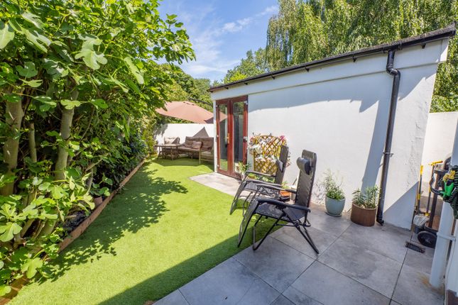 49, Lumley Road, Sutton photo 3
