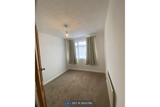 A Fosters Avenue, St Peters Broadstairs, Broadstairs Kent photo 4