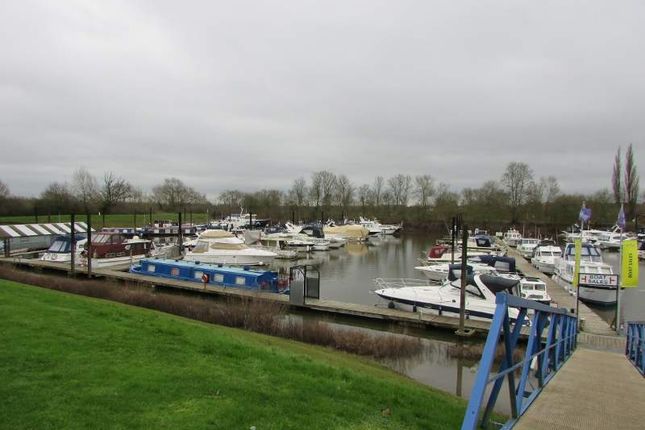 Thumbnail Commercial property for sale in East Waterside, Upton-Upon-Severn, Worcester