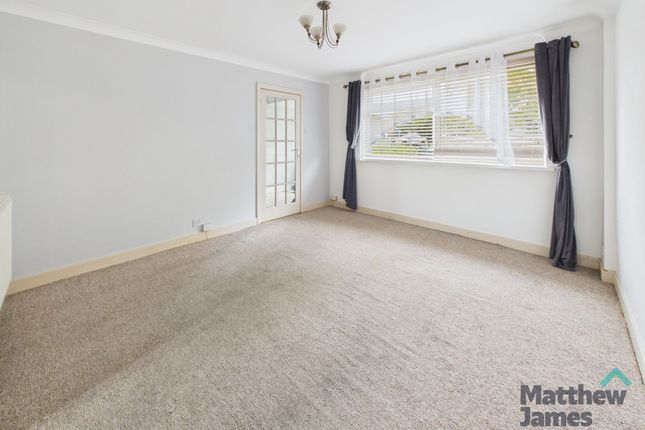 16 Arden Close, Colchester photo 3