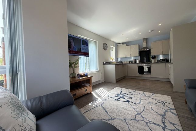 Flat 1, Bridgecroft House, 8, Brunswick Road, Camberley photo 3