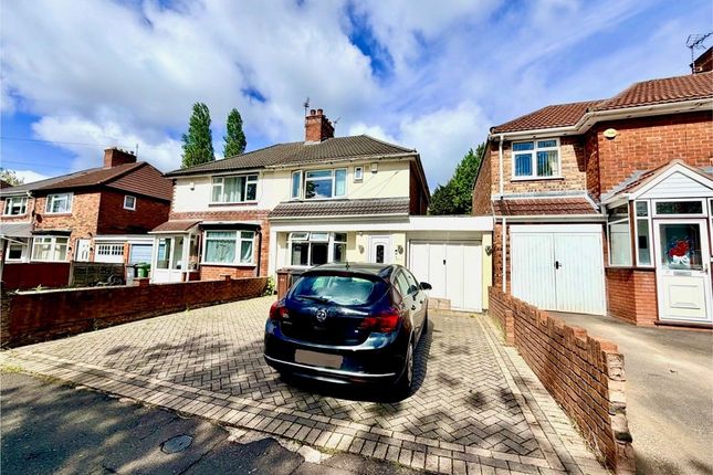 3-bed house on 15, Carlton Avenue, Wolverhampton, £250,000