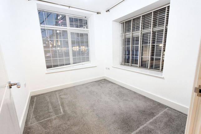 Flat 2, Barker Chambers Barker Road, Maidstone photo 4