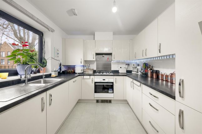 69, Churchill Road, Uxbridge photo 3