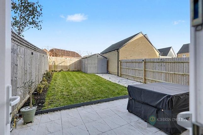 21, Pegram Drive, Buntingford photo 3
