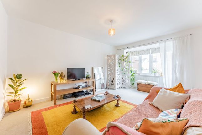 12 Harebell Road, Attleborough photo 4