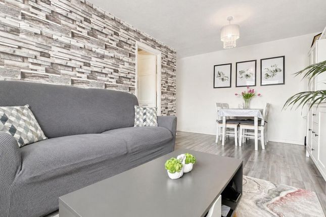 2, Beadle Way, Chelmsford photo 2