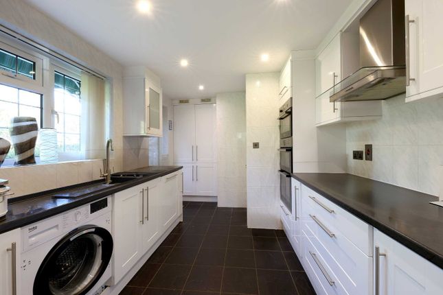 24, Ostler Gate, Maidenhead photo 4