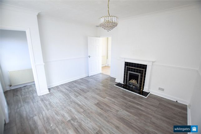 22, Copperfield Crescent, West Yorkshire photo 3