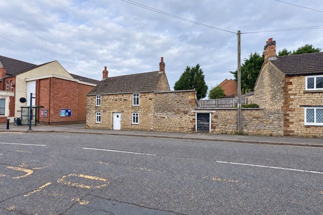 172 High Street, Burton Latimer, Kettering photo 2