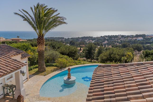 Thumbnail Villa for sale in Carry Le Rouet, Marseille &amp; Cote Bleu, Provence - Var