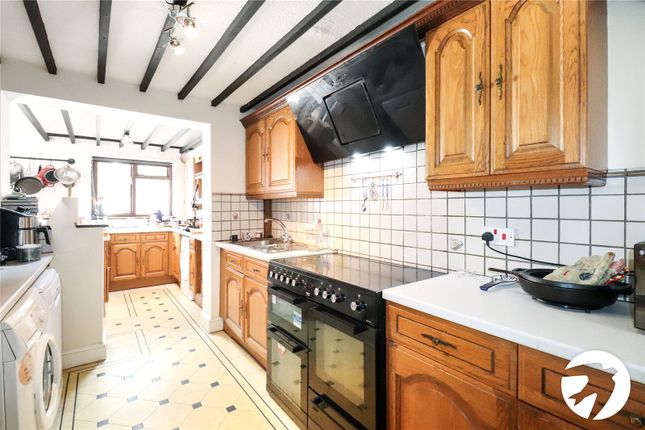 3, Braesyde Close, Belvedere photo 4