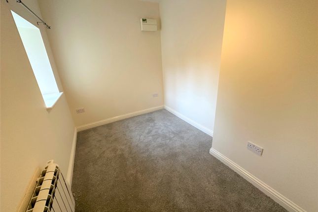 Flat 5, 13 Eastgate, Lincolnshire photo 5