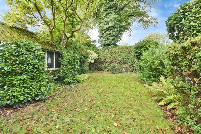 16, Manor Road, Manchester photo 4