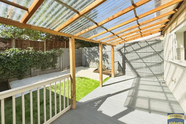 10, Newmarket photo 4