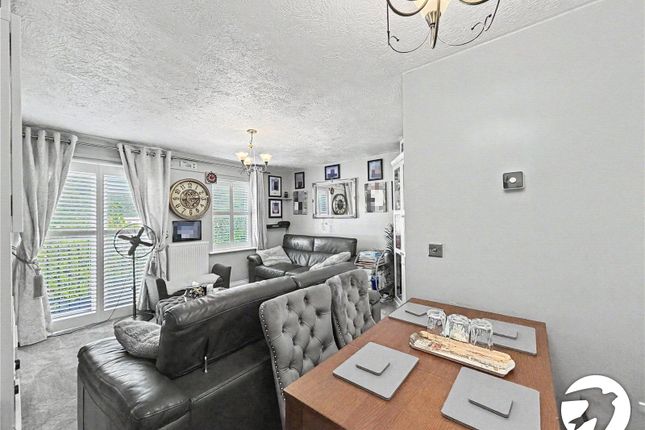 18, Ruth Street, Kent photo 3