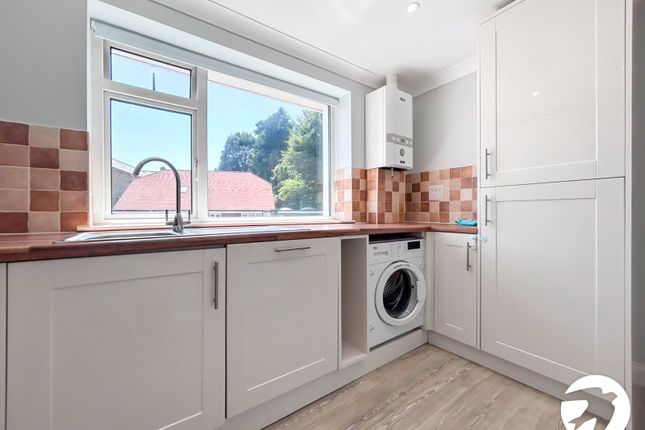 Flat 3, Pinelodge,, Somerfield Road, Kent photo 3