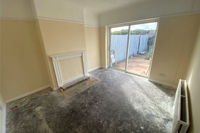 994, Ringwood Road, Bournemouth photo 2