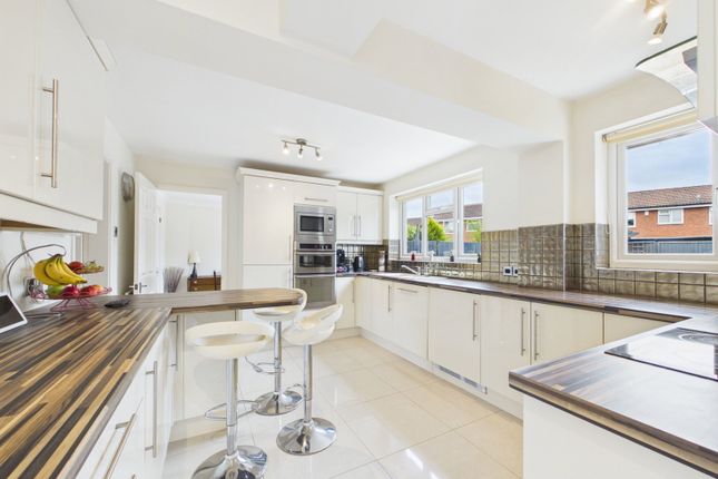 6, Beechfields Way, Newport photo 2