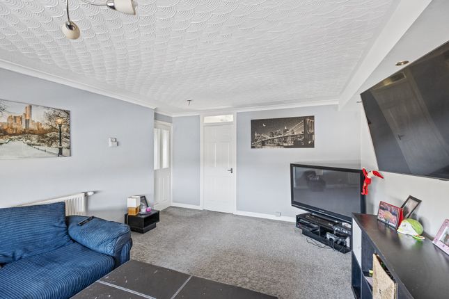 6 Addiewell Place, Coatbridge photo 3