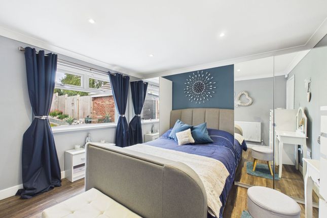 18 Greenbank Drive, Sutton-In-Ashfield photo 3