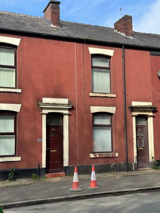 Terraced house to rent in Manchester Road, Rochdale