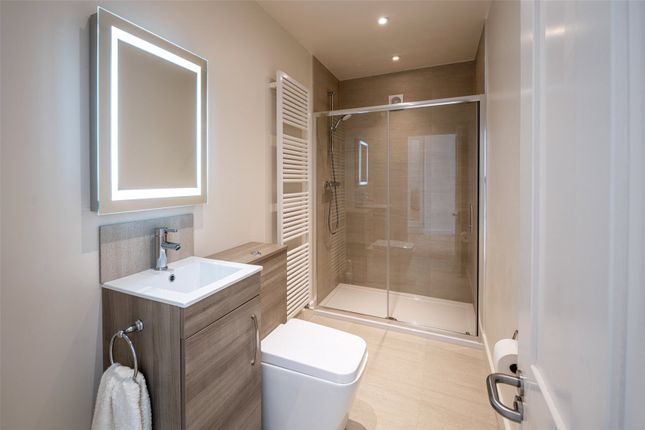 Flat for sale in Fortune Green Road, London