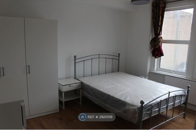 B Coverton Road, London photo 2