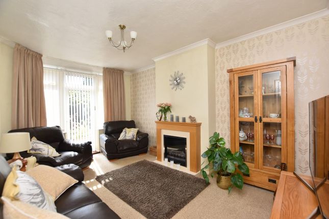 4, Bridle Way, Hythe photo 2