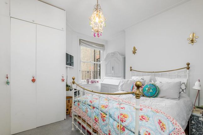 Flat 18 Cleveland Mansions, Widley Road, London photo 4