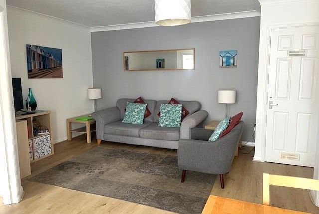 Flat 2, Mariners Lee 2-4, Northwood Road, Whitstable photo 2