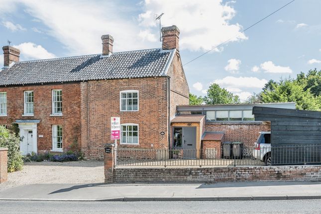 Thumbnail Cottage for sale in The Hill, Smallburgh, Norwich