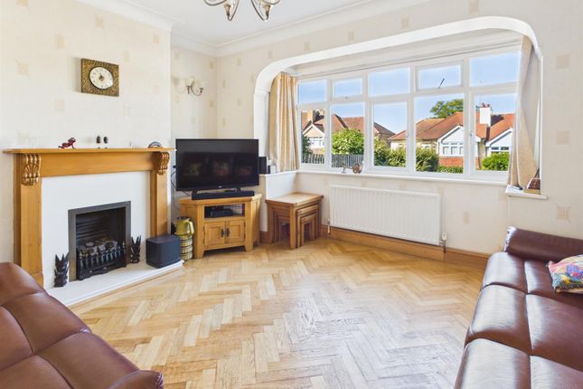 21, Rickman Hill, Coulsdon photo 2