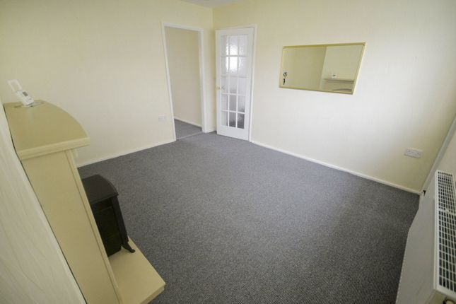 12, Devon Place, Widnes photo 4