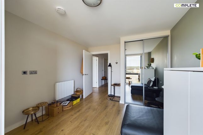 Flat for sale in Quay Central, 9 Jesse Hartley Way, Liverpool