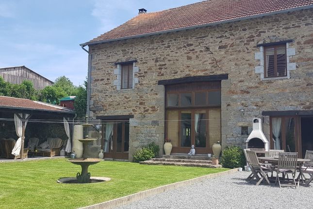 Thumbnail Villa for sale in Janaillat, Creuse, Nouvelle-Aquitaine