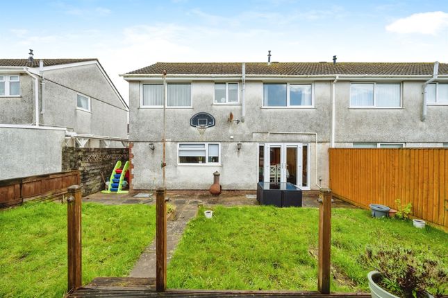 Semi-detached house for sale in Llwynderw, Gorseinon, Swansea