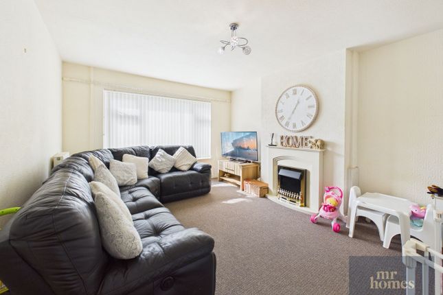 20, Cae Newydd Close, Cardiff photo 2
