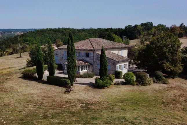 Property for sale in Castelnau-De-Montmiral, Midi-Pyrenees, 81140, France