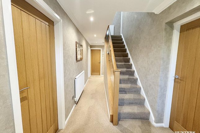 24a, Henley Avenue, Dewsbury photo 2